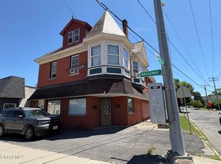 2040 Broadway, Schenectady, NY 12306