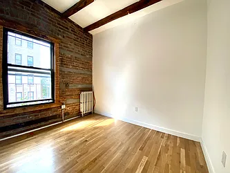 Rented by Nolita Group