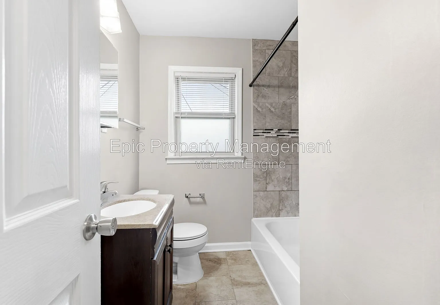 2 bed, 1.0 bath, $1,695 — Photo 4