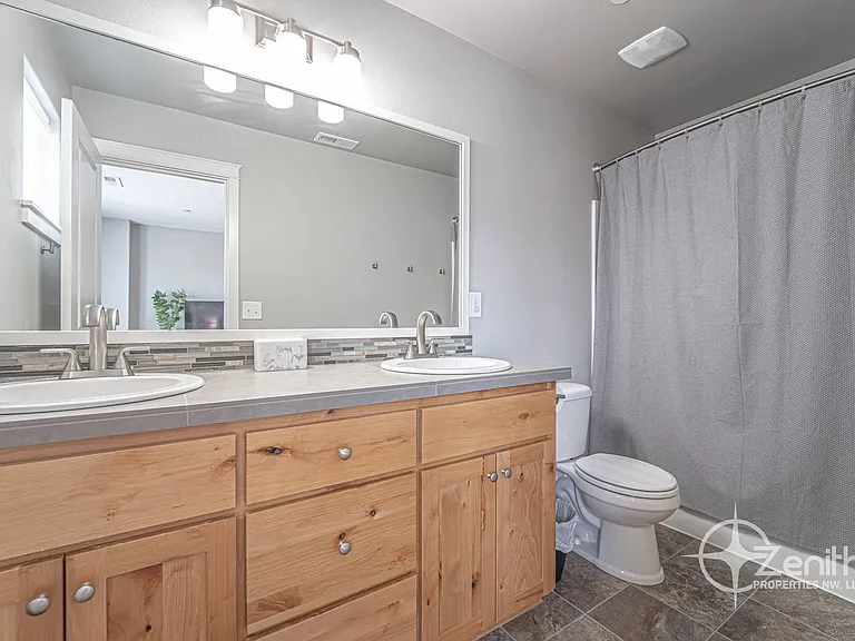 186 N 44th Pl — Photo 29