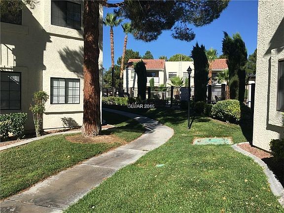 2nd image of 4813 Nara Vista Way Unit 102