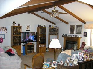 35 Lois Cir, Hollister, CA 95023