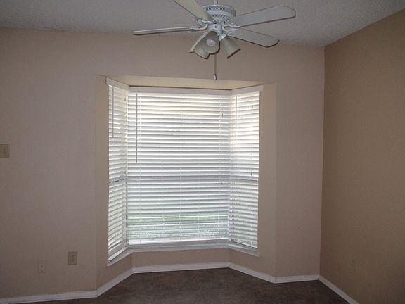 126677_Dining2_12152015