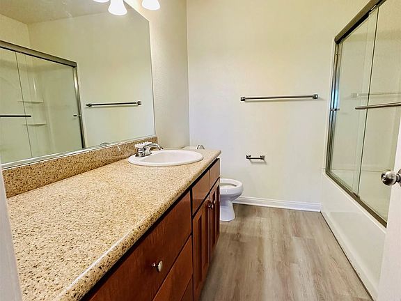 2nd image of 180 Chambers St Unit 17
