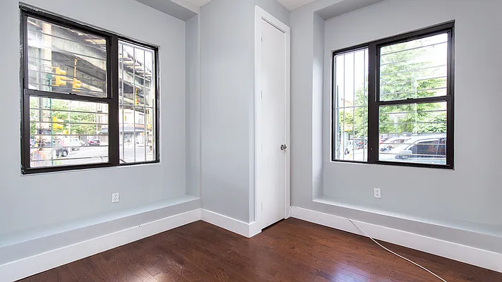 Rented by Nooklyn NYC LLC | media 17