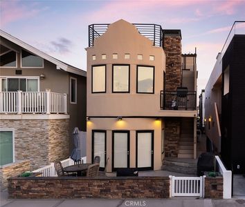 116 30th St #B, Newport Beach, CA, 92663