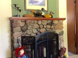 50 Chaffee Rd, Oconomowoc, WI 53066