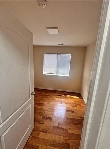 3 bed, 3.5 bath, $3,650 — Photo 3