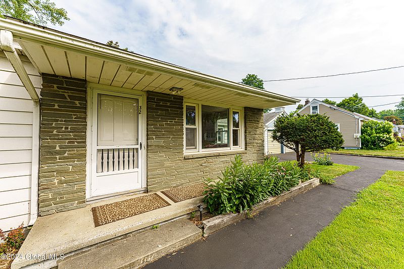 5th image of 32 Fuller Terrace