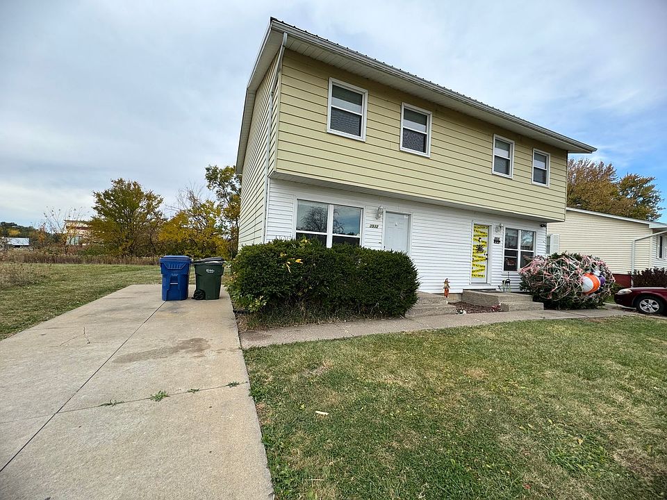 1st image of 3932-3934 N Elsie Ave #3932
