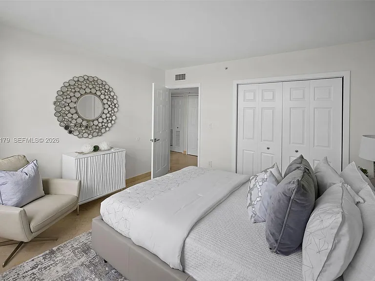 650 West Ave #1407 — Photo 24