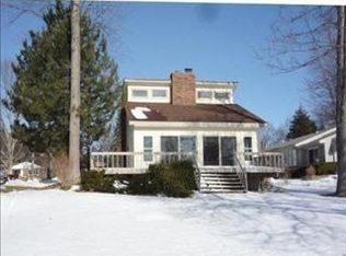 3769 Lakewood Dr, Waterford, MI