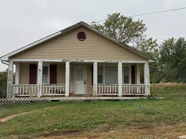 114 & 116 W Pine St, Waverly, MO 64096