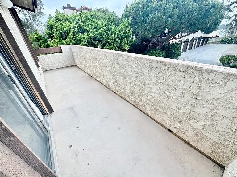 13765 Ruette Le Parc #F — Photo 11