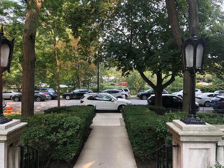2324 N Lincoln Park W #3C — Photo 9