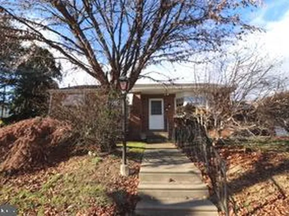 7916 Large St, Philadelphia, PA 19152