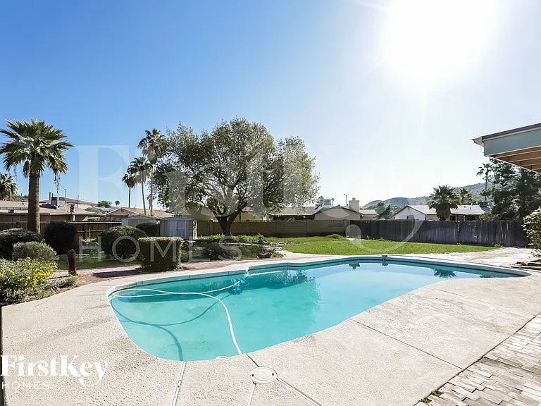 13249 N 14th Dr — Photo 15