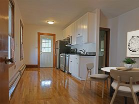 85 Brown St, Waltham, MA