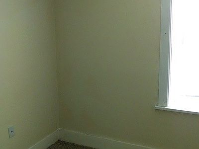 4th image of 3738A E Pulaski Ave