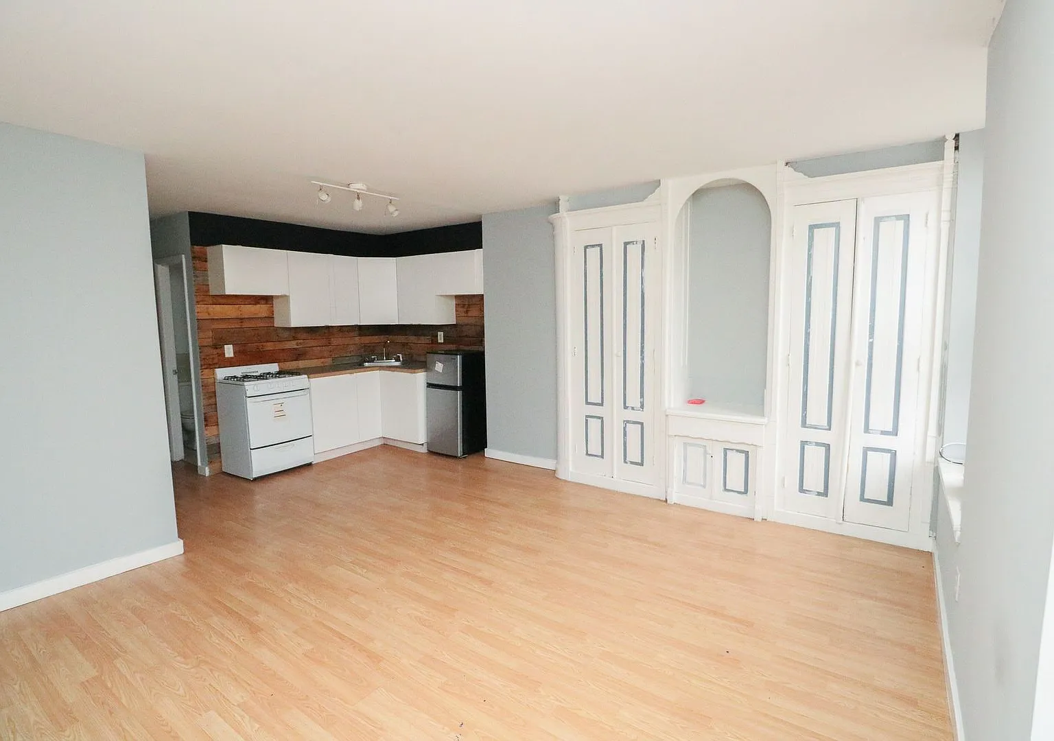 1839 W Master St. — Photo 1