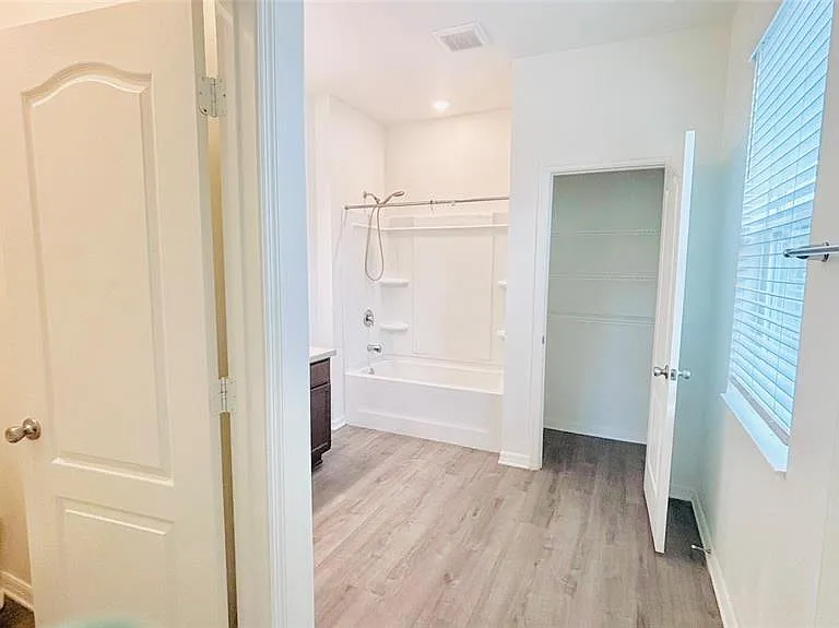 557 Scott Lake Creek Ln — Photo 17
