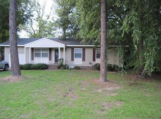 721 E 2nd St, Ayden, NC 28513