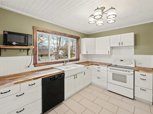 6470 Hollow St, Oliver, BC V0H 1T3