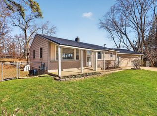 4401 Edgemont Dr SW, Wyoming, MI 49519