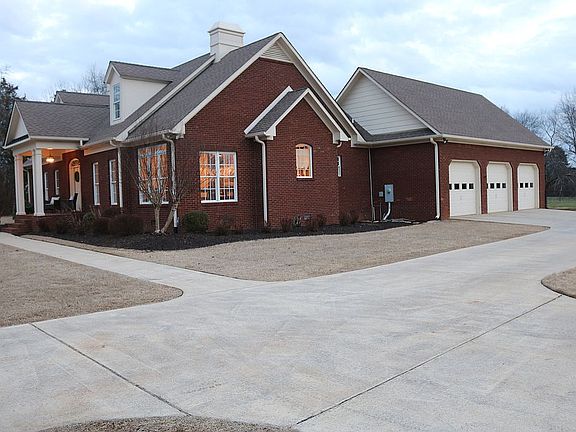 2nd image of 205 Somerton Dr