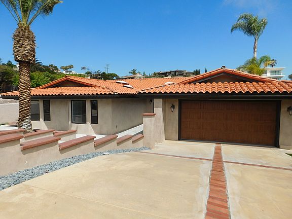 2nd image of 1131 Avenida Amantea