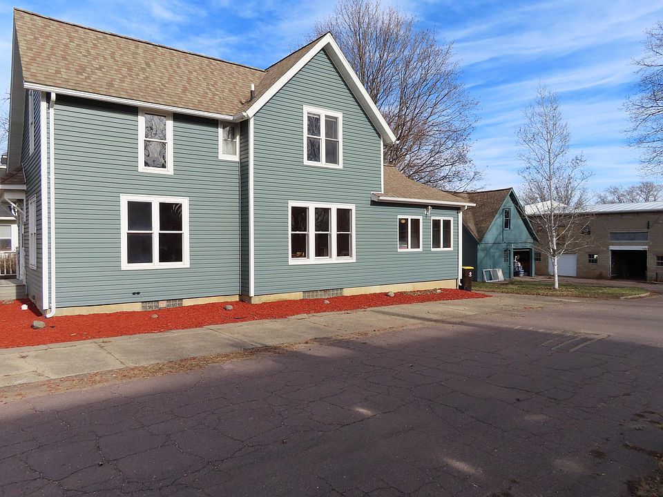 1st image of 855 S Park St