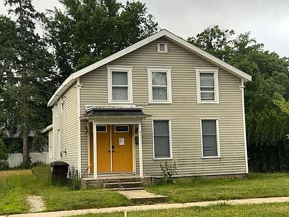 3rd image of 417 Sanborn Ave