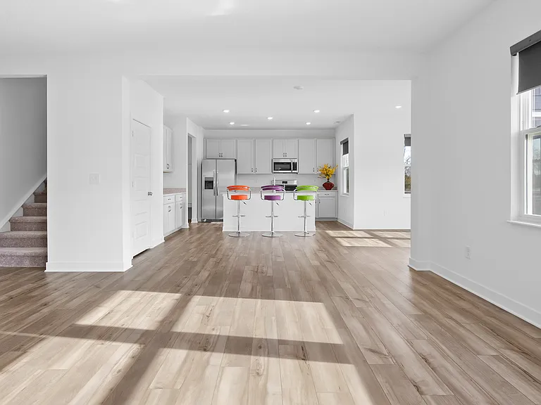 6261 Balsam Ct — Photo 10