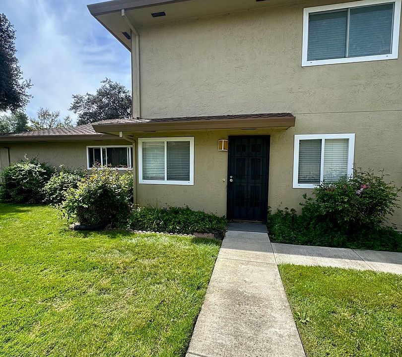1st image of 32624 Brenda Way APT 2