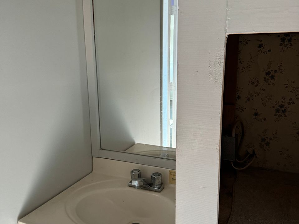 1st image of 7512 Covewood Dr