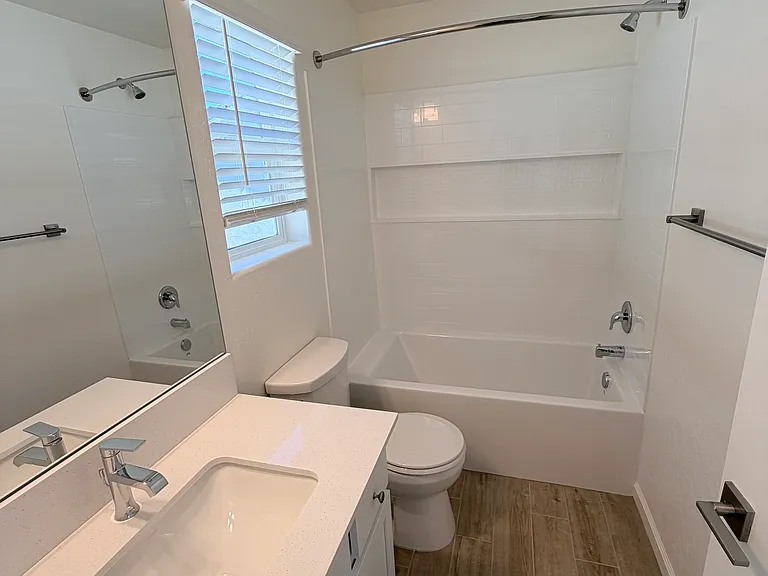 1509 Vintage Ave — Photo 8