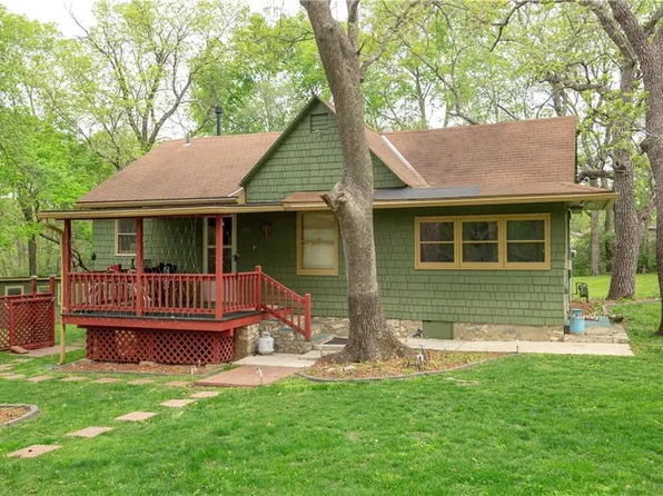 2910 S 38th St, Kansas City, KS 66106