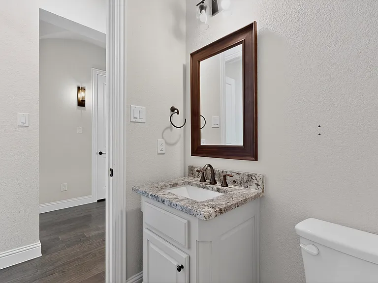 5901 The Esplanade Dr — Photo 21