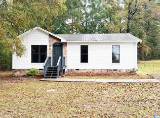 169 Concord Highland Dr, Bessemer, AL 35023