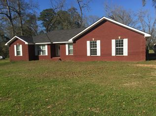 141 E 10th St, Luverne, AL 36049