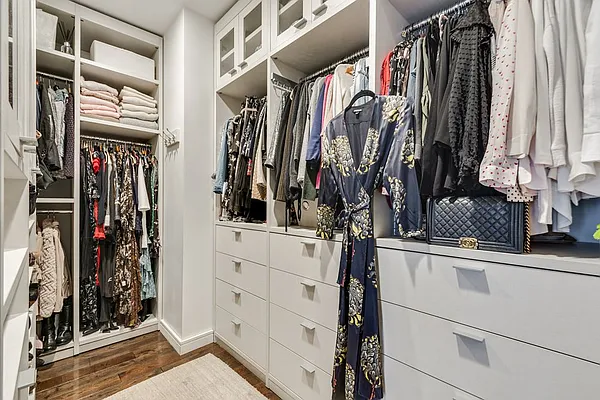 Sold by Compass | media 11