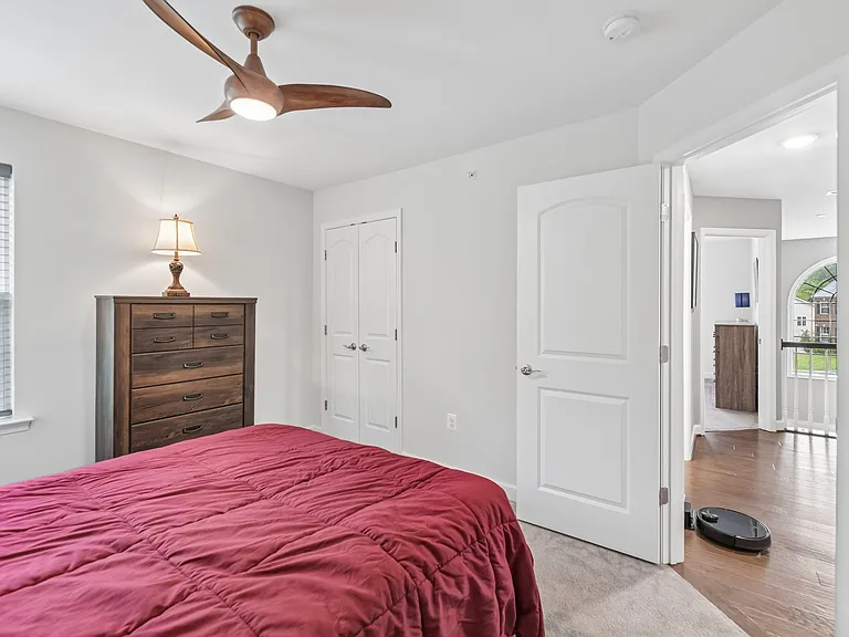 10400 Del Ray Ct — Photo 35