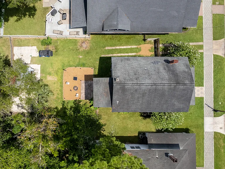 2647 Forbes St — Photo 42