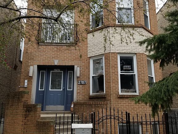 3rd image of 2707 W Medill Ave #2