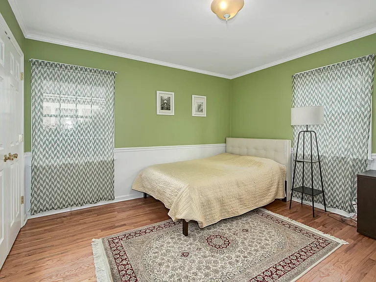 130 Wappanocca Ave — Photo 8