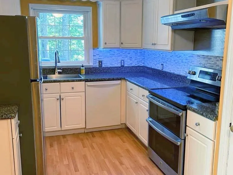 184 W Mountain Rd — Photo 4