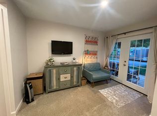 215 Post Rd #A, Greenland, NH 03840