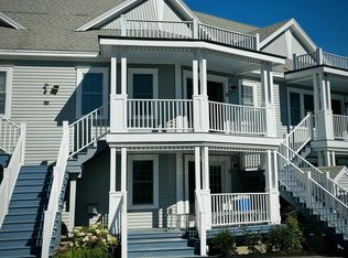15 Hilltop Drive #15, Rockport, ME 04856