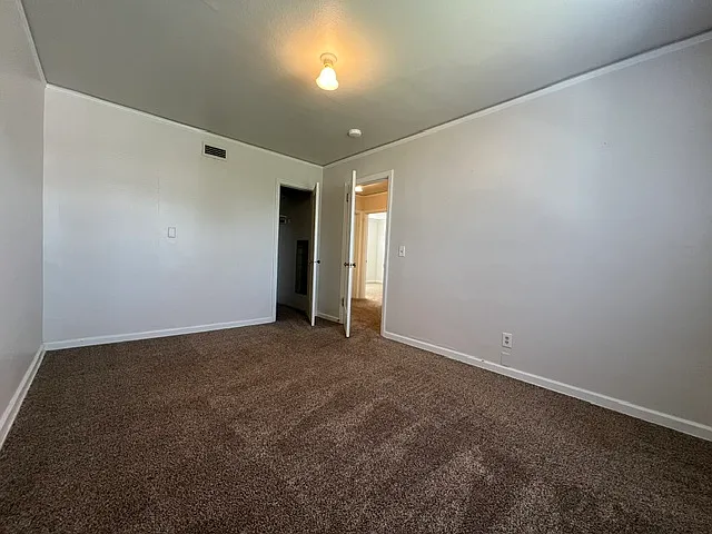 610 Washington St #14 — Photo 12