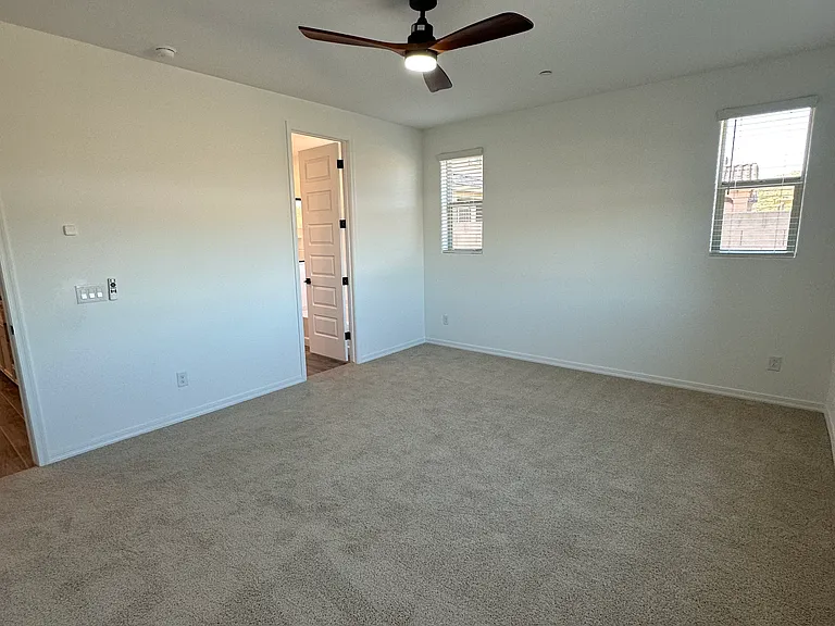 13420 W Eagle Feather Rd — Photo 21